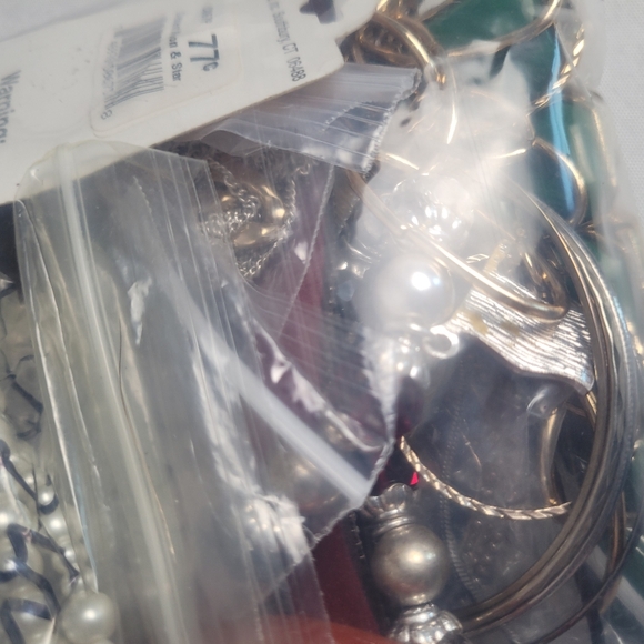 Mystery Mixed Jewelry Lot Bag Wearable Jewelry 3.75+ Pounds - Picture 5 of 11